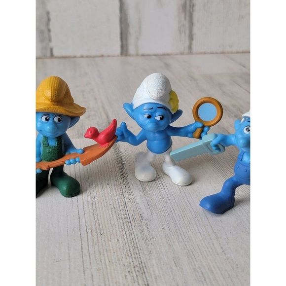 McDonald's 2013 Smurf vanity painter handy farmer toy figure set - Picture 4 of 9